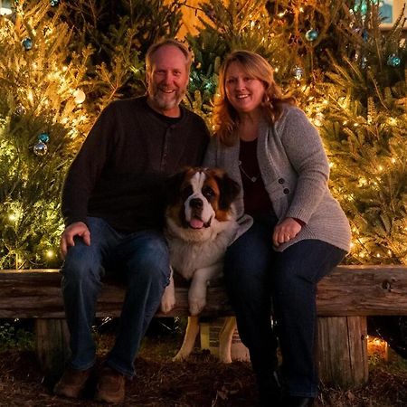Rural Life On A Real Christmas Tree Farm! Hallmark Experience! Ozark Екстер'єр фото